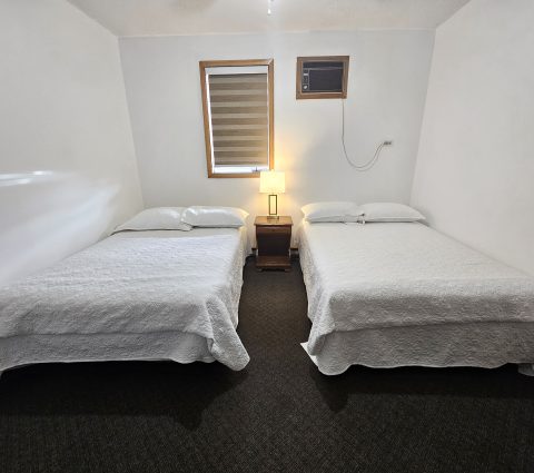 CMInn Double bed room