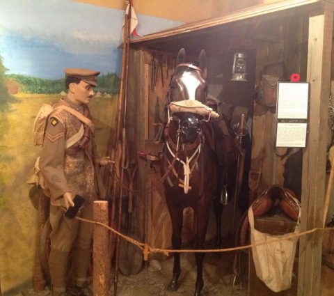 Diorama de caballería de 1917 en el museo