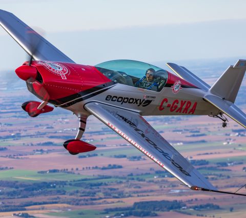 Extra 300L