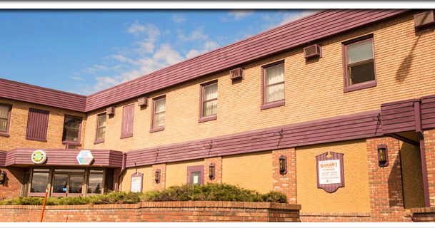 Assiniboine Gordon Inn on the Park | Travel Manitoba