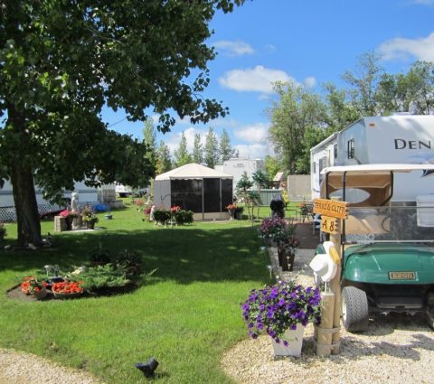 Autumnwood Motel & RV Resort