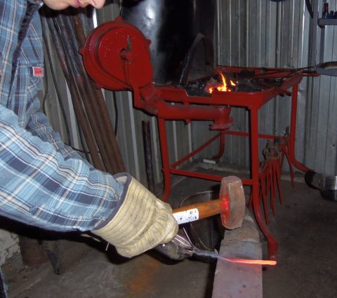 Ven a jugar con fuego