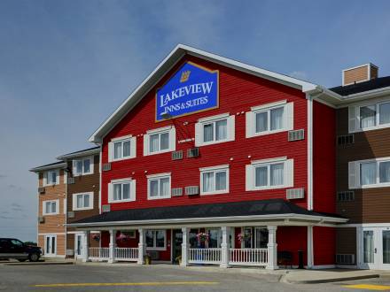 Lakeview Inn & Suites Brandon Exterior