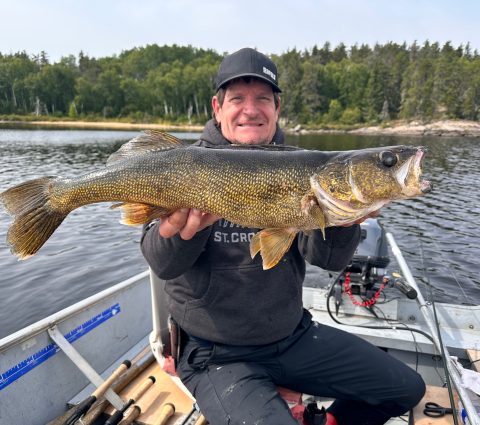 Wallace Lake Lodge & Outposts - Walleye