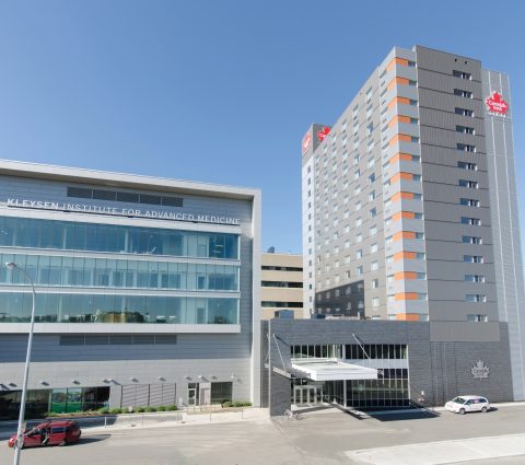 Canad Inns Destination Centre Centro de Ciencias de la Salud