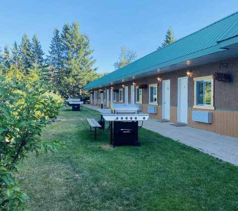 Smokey Hollow Resort