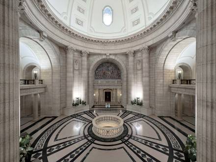 Manitoba Legislative Assembly Visitor Tour Program - Legislative Building Guided Tours
