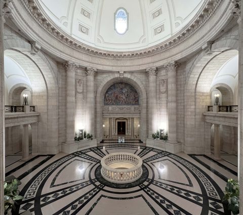 Manitoba Legislative Assembly Visitor Tour Program - Führungen durch das Legislativgebäude
