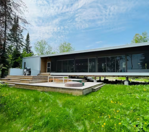 Cabaña junto al lago