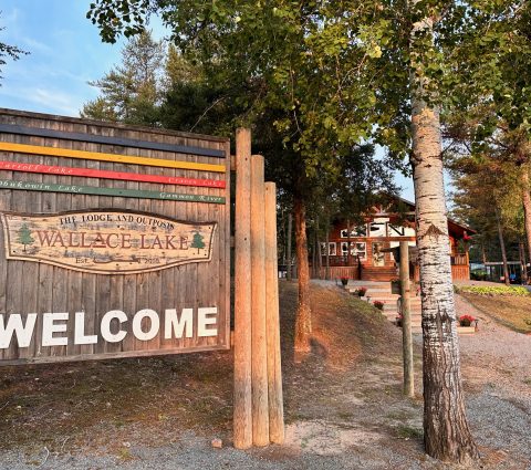 Wallace Lake Lodge