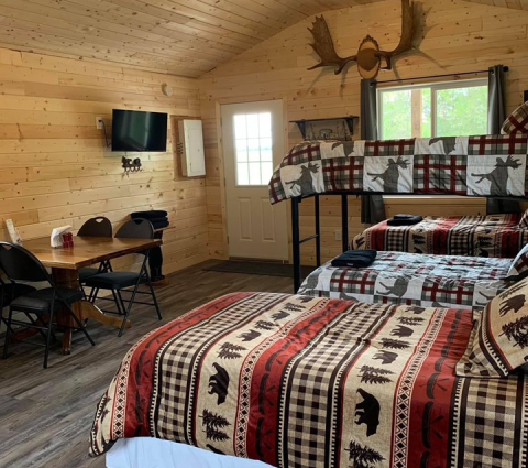 Cabin 1 Open concept