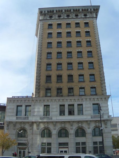 Union Bank Tower: Icon of Winnipeg's skyline, blending historic elegance with modern urban vibrancy.