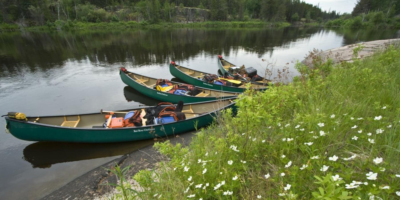 best canoe trips manitoba