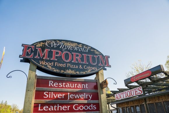Schild für Whytewold Emporium
