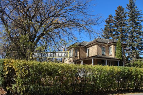 Außenansicht des Margaret-Lawrence-Hauses in Neepawa