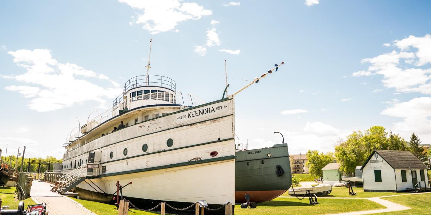 El Keenora & Bradbury, antiguos barcos fluviales, ahora parte del Museo Marino de Selkirk.