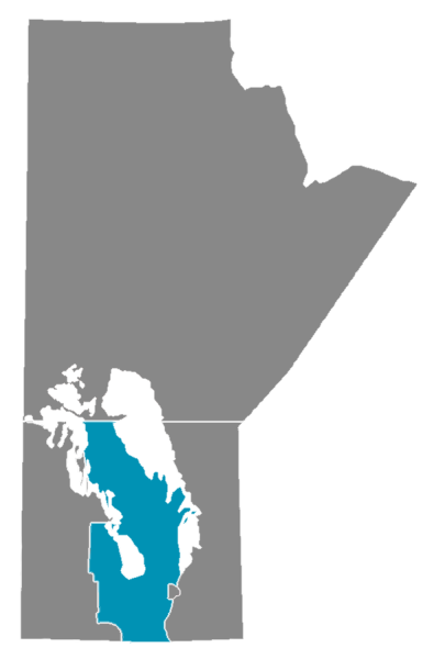 Map of Manitoba highlighting the Central area from the 53rd parallel between the lakes, down south to the border.